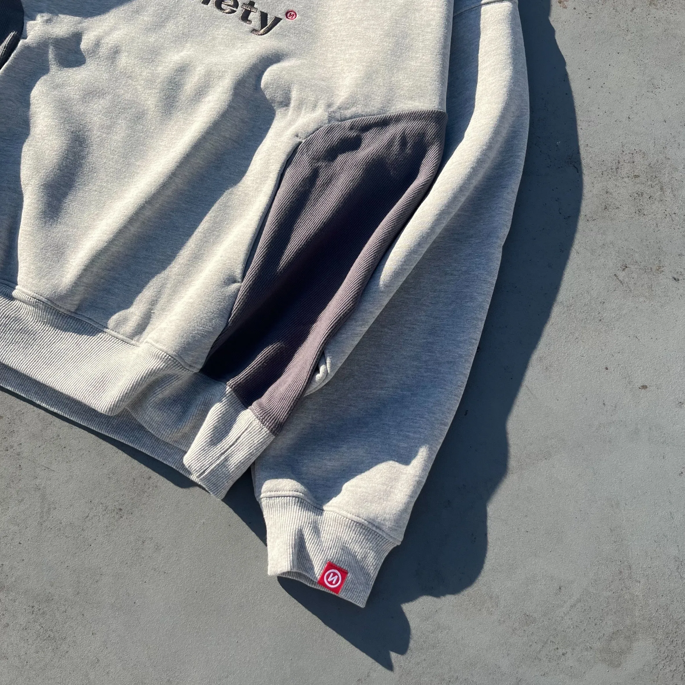 9090 × umbro Collaboration Logo Hoodie