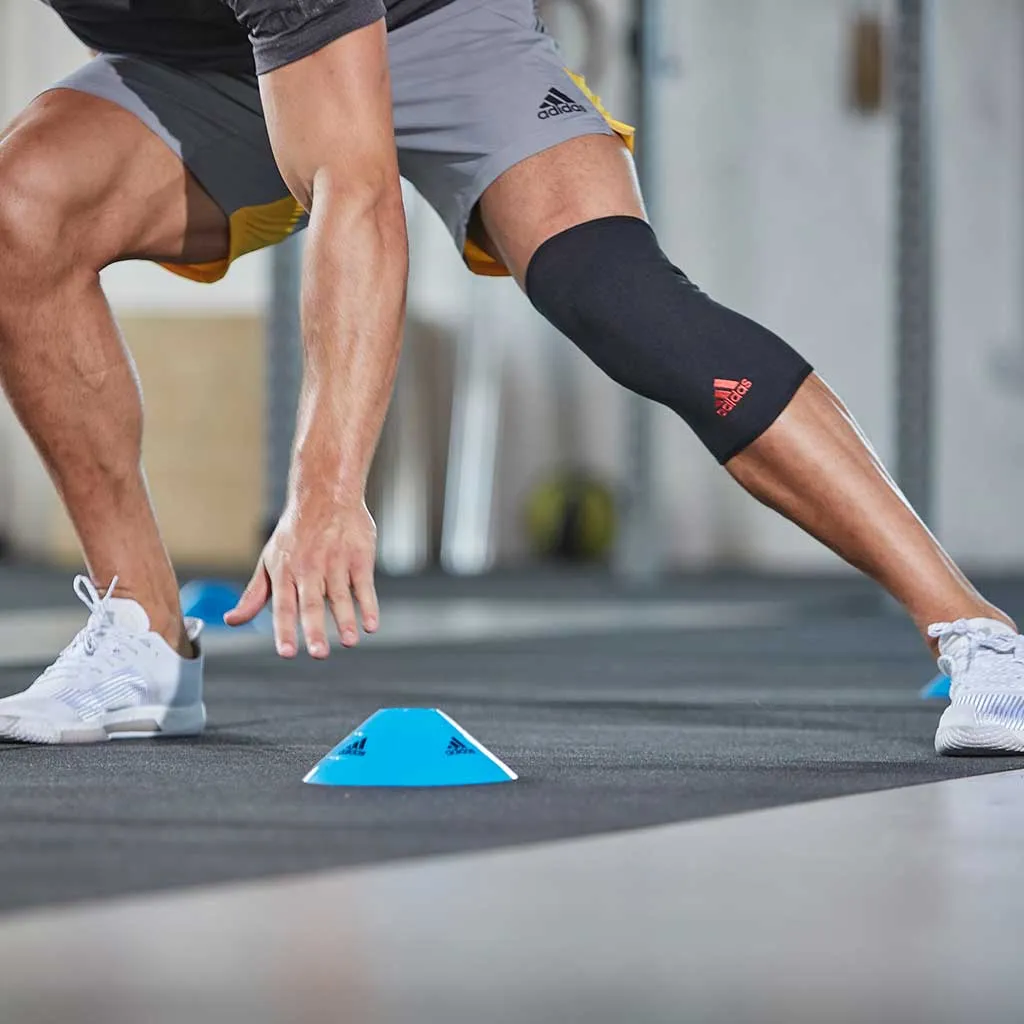 adidas Essential Knee Support