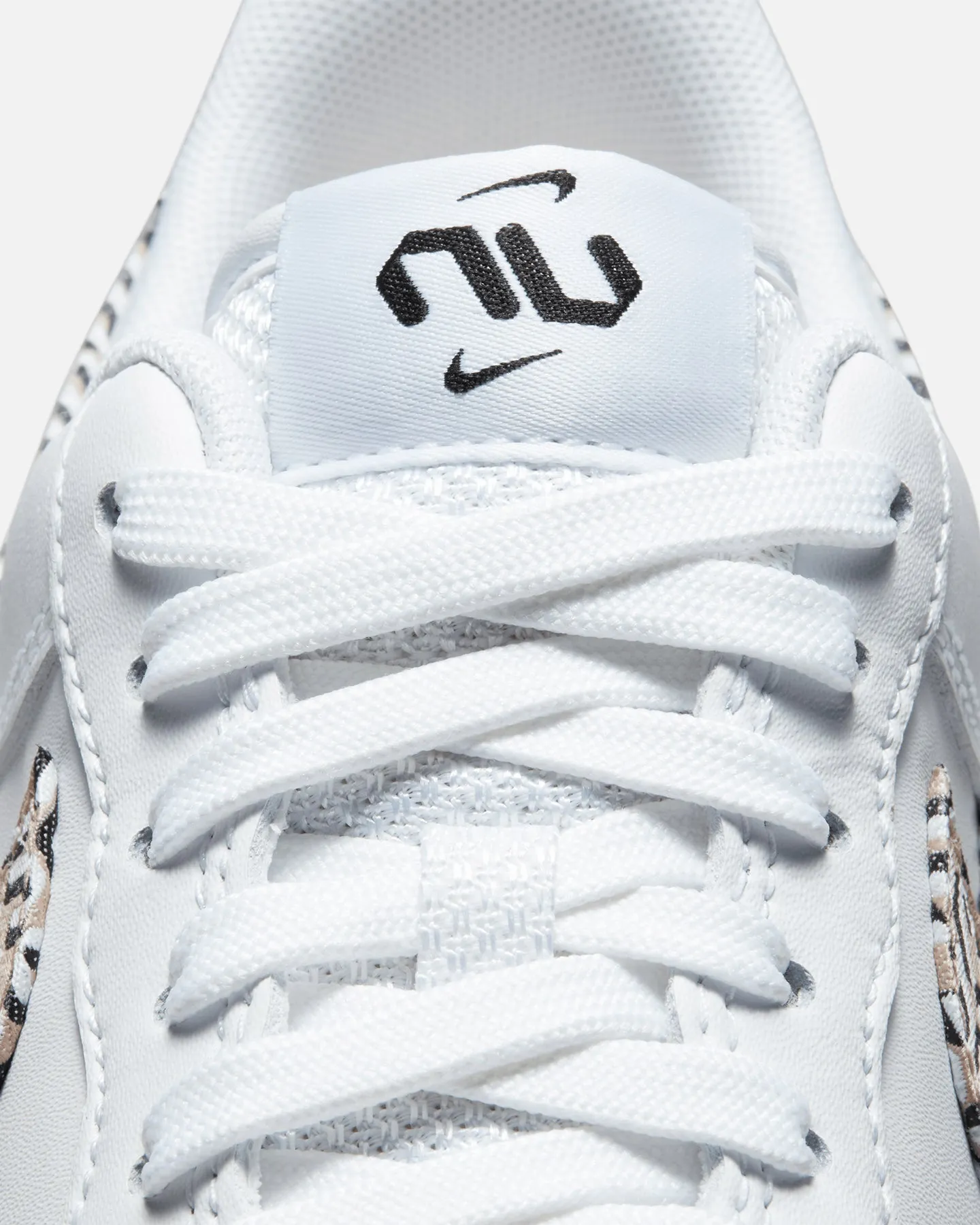 Nike Women's Air Force 1 LX United White/Hemp/Black