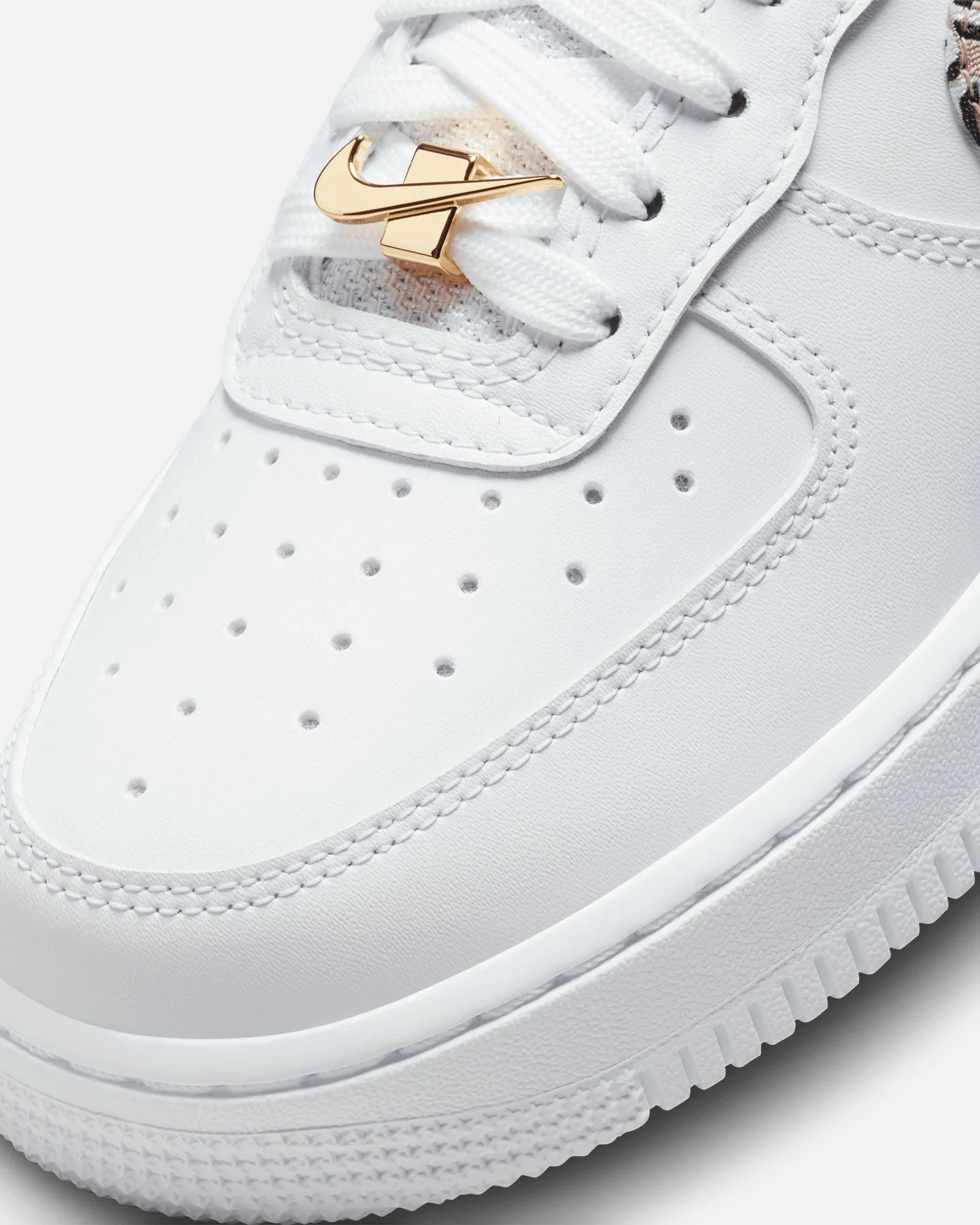 Nike Women's Air Force 1 LX United White/Hemp/Black