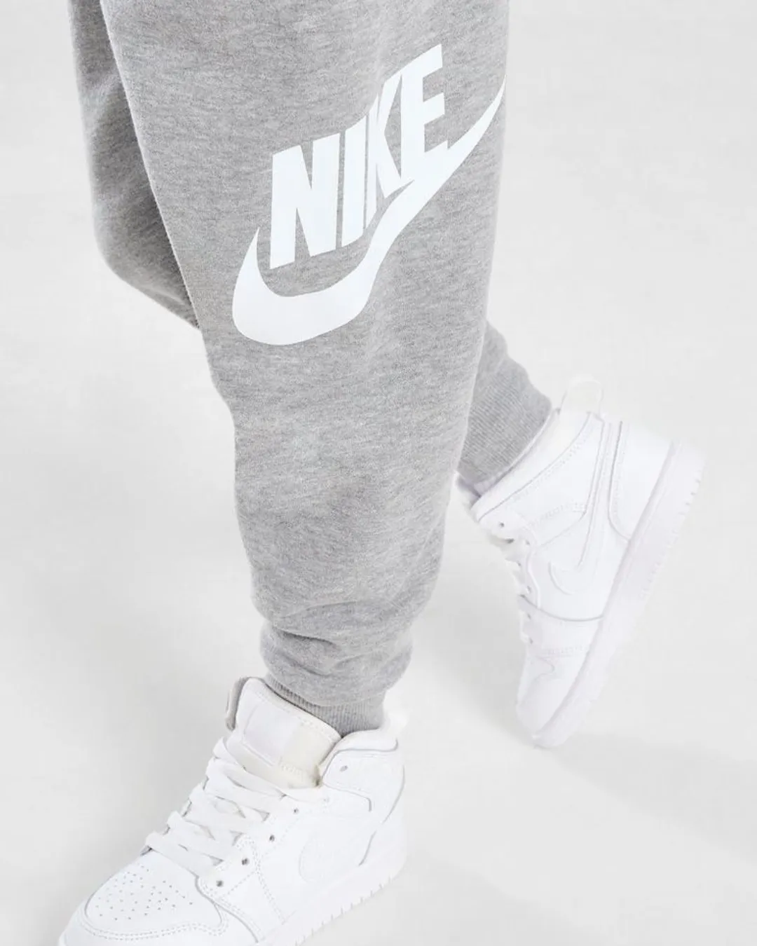 Survêtement Nike Club Fleece Enfant - Gris/Blanc